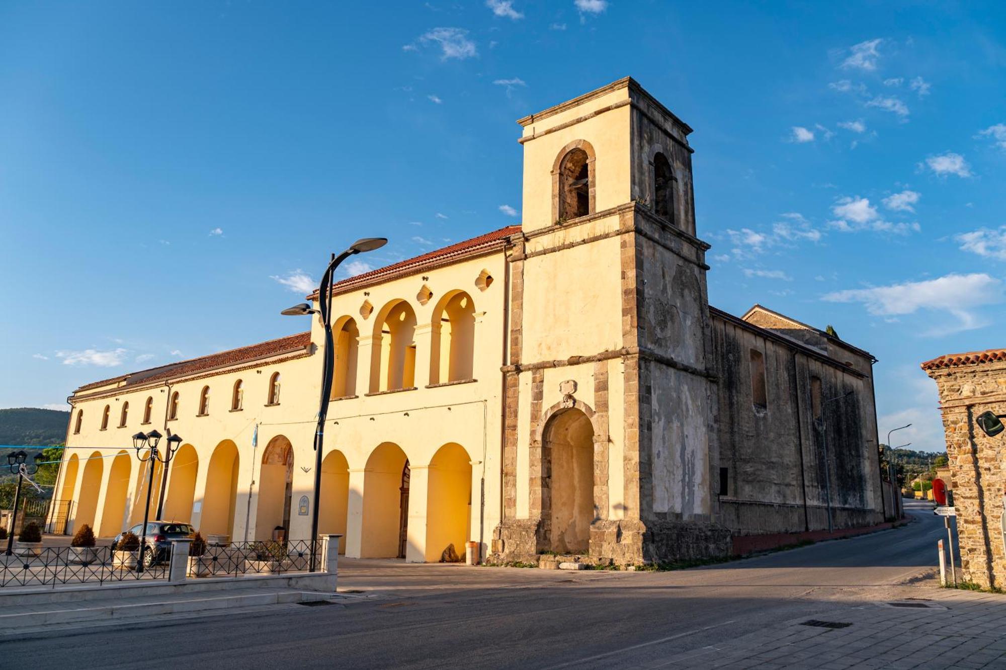 Piazza Laurino Apartments Basic Excursions Alto Cilento Pellegrinaggio Giubilare Экстерьер фото